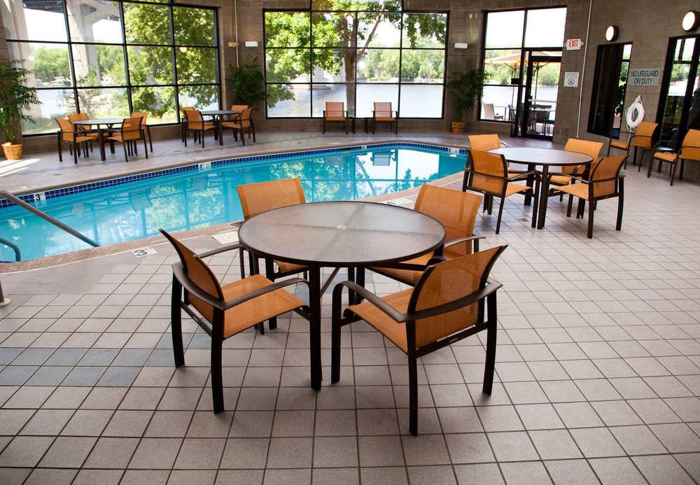 Courtyard La Crosse Downtown/Mississippi Riverfront Экстерьер фото