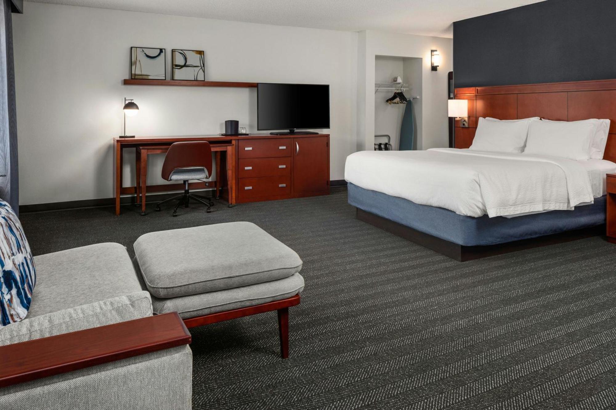 Courtyard La Crosse Downtown/Mississippi Riverfront Экстерьер фото