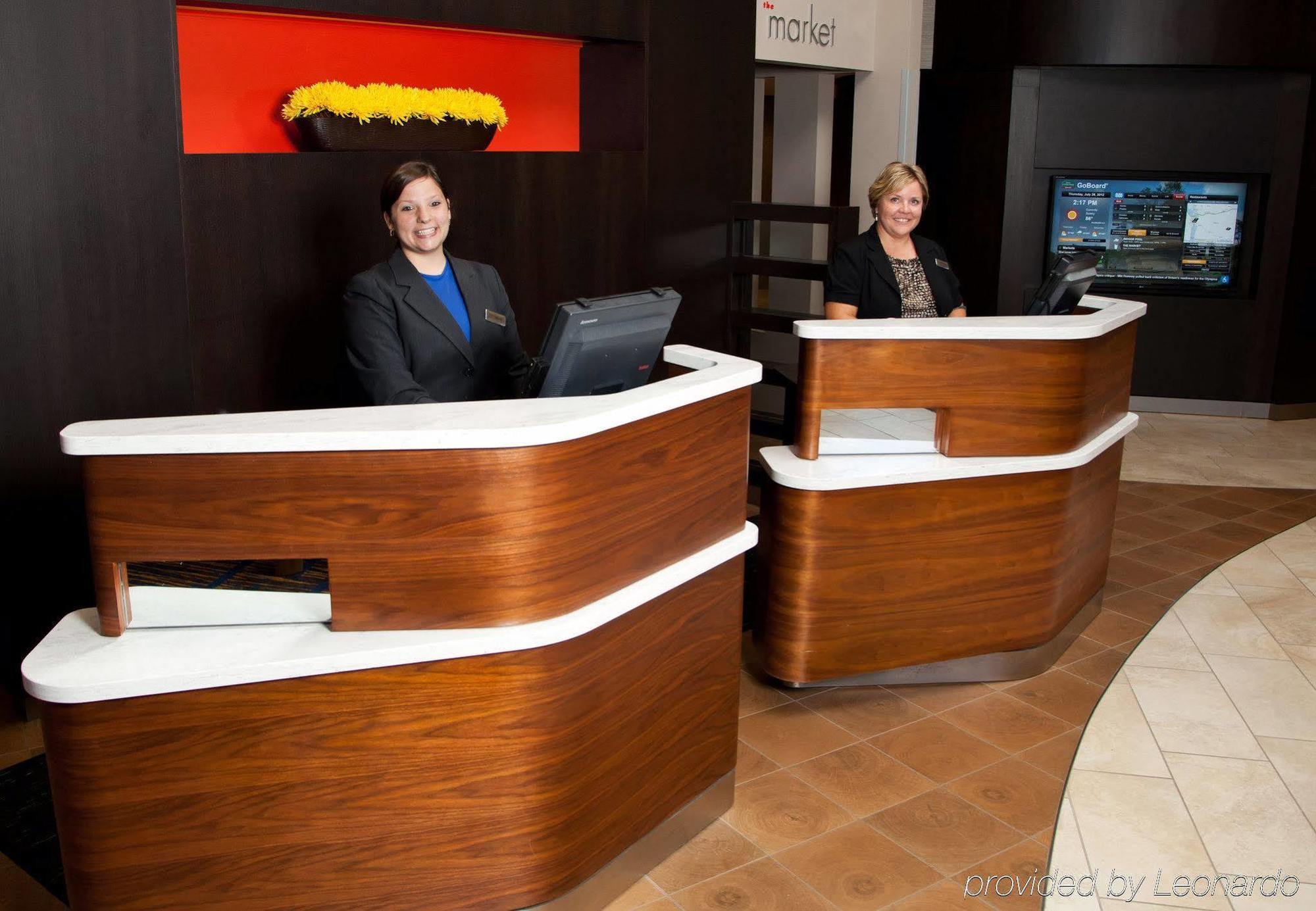 Courtyard La Crosse Downtown/Mississippi Riverfront Интерьер фото